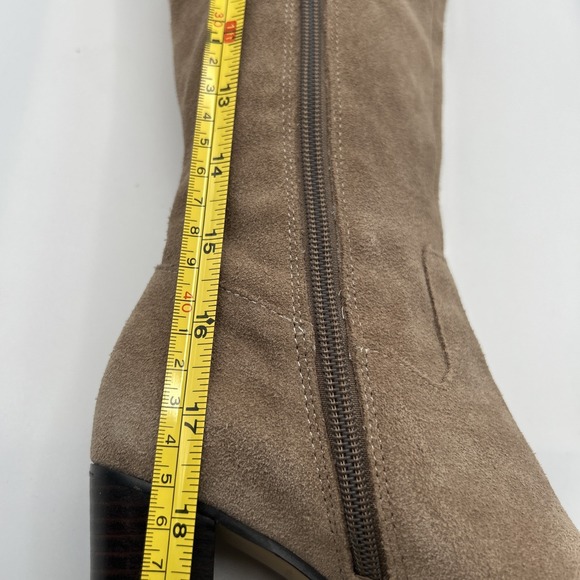 Lord & Taylor 424 Fifth Tall Suede Knee Boots,Women's SZ: 6 M,Beige,Cuff/Uncuff - Picture 16 of 16